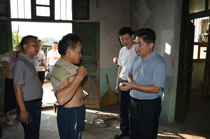 杏吧原创
,长沙杀虫剂,长沙光气衍生物,长沙氨基酸保护剂,长沙锂离子电池材料
